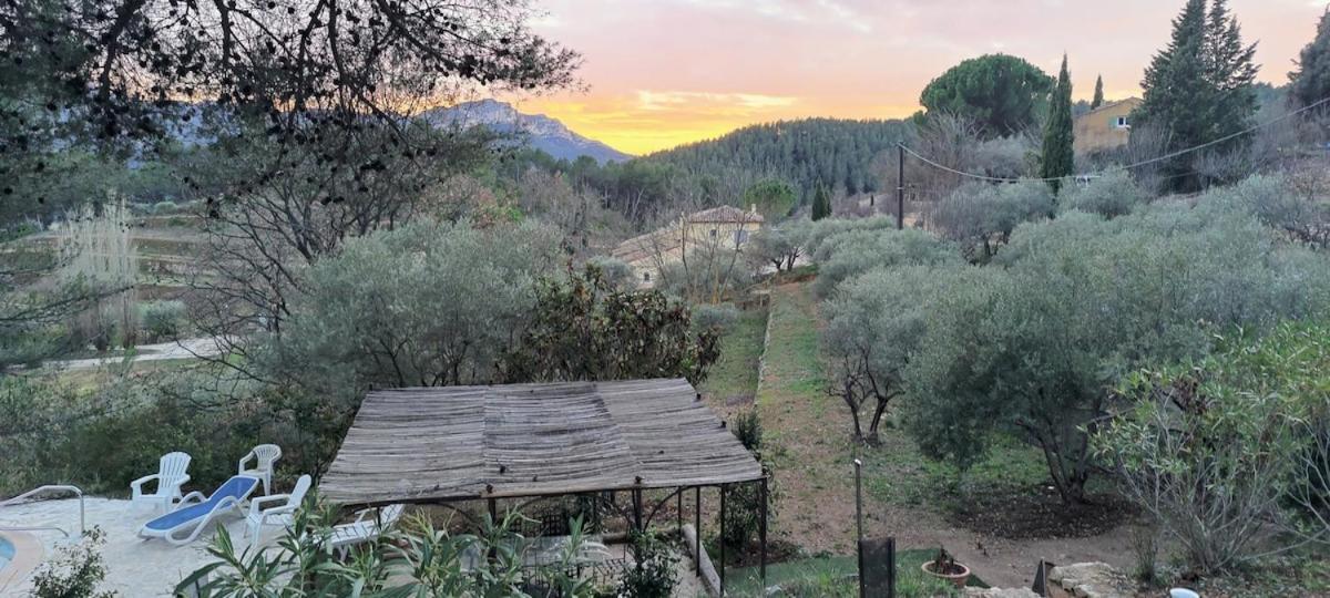 Villa Cigalons En Pleine Pinede Avec Piscine Chauffee De Mai A Septembre Auriol Екстериор снимка